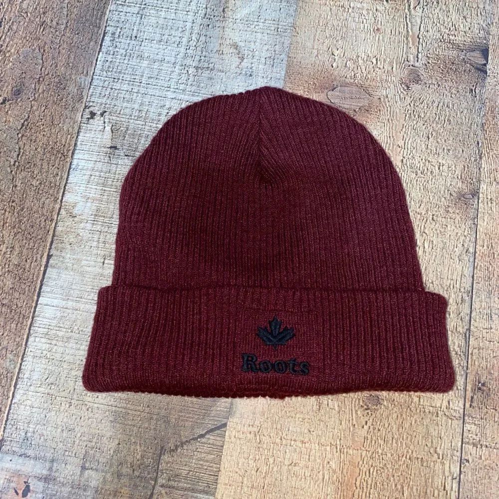 Roots Kids Bracebridge Toque beanie hat Canada
